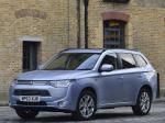 Mitsubishi Outlander PHEV 2014 года (UK)